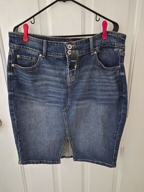 Torrid Denim Midi Skirt NWT  14